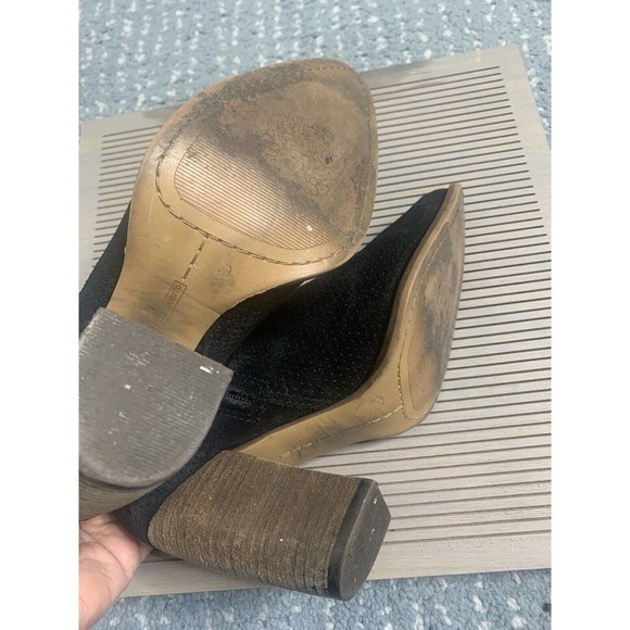 Vince Camuto Size 8.5 Black Perforated Suede Booties Block Heel - Picture 5 of 6